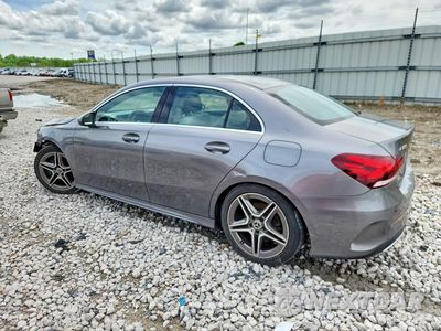 Drugie zdjęcie samochodu z przodu: 2019 MERCEDES-BENZ A 220 4MATIC VIN:WDD3G4FB0KW019484 - miniatura