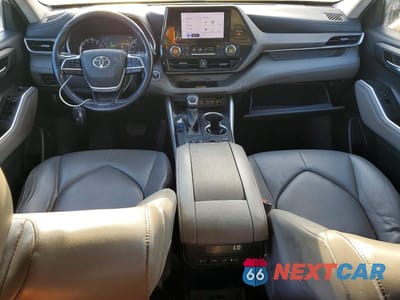 Zdjęcie 8 z 13 samochodu: 2023 TOYOTA HIGHLANDER XLE VIN:5TDKDRAH1PS018780 - miniatura
