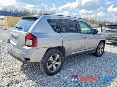 Trzecie zdjęcie samochodu z tyłu: 2017 JEEP COMPASS LATITUDE VIN:1C4NJCEB6HD211965 - miniatura