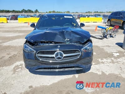 Piąte zdjęcie samochodu w środku: 2024 MERCEDES-BENZ C 300 VIN:W1KAF4GB5RR182049 - miniatura