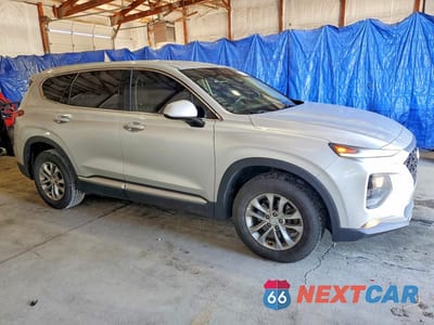 Czwarte zdjęcie samochodu z boku: 2019 HYUNDAI SANTA FE SEL 2.4L VIN:5NMS33AD4KH021679 - miniatura