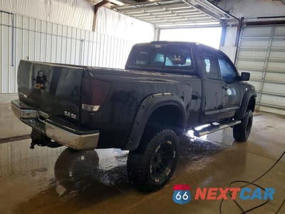 Trzecie zdjęcie samochodu z tyłu: 2004 NISSAN TITAN XE VIN:1N6AA06B14N503102 - miniatura