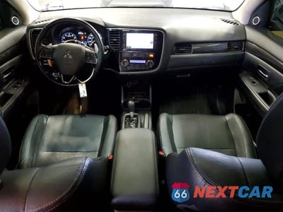 Zdjęcie 8 z 13 samochodu: 2016 MITSUBISHI OUTLANDER VIN:JA4JZ4AX3GZ024807 - miniatura