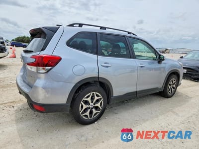 Trzecie zdjęcie samochodu z tyłu: 2024 SUBARU FORESTER PREMIUM VIN:JF2SKADC1RH405314 - miniatura