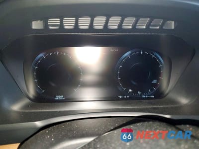 Zdjęcie 9 z 13 samochodu: 2016 VOLVO XC90 T6 VIN:YV4A22PL2G1036011 - miniatura