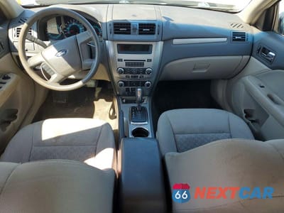 Zdjęcie 8 z 11 samochodu: 2010 FORD FUSION S VIN:3FAHP0GA8AR165816 - miniatura