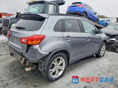 Trzecie zdjęcie samochodu z tyłu: 2016 MITSUBISHI RVR GT VIN:JA4AJ4AW1GZ608413 - miniatura