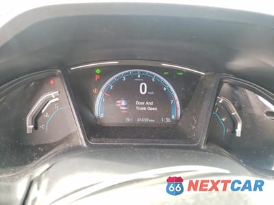 Zdjęcie 9 z 12 samochodu: 2019 HONDA CIVIC LX VIN:2HGFC2F64KH519867 - miniatura