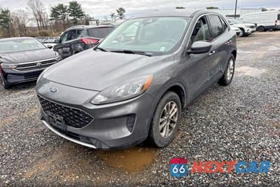 Drugie zdjęcie samochodu z przodu: 2021 FORD ESCAPE SE VIN:1FMCU9G64MUA36252 - miniatura