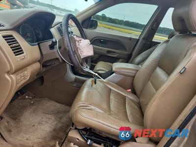 Zdjęcie 7 z 13 samochodu: 2006 HONDA PILOT VIN:5FNYF28516B046041 - miniatura