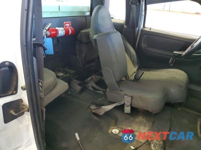Zdjęcie 10 z 13 samochodu: 2002 FORD RANGER SUPER CAB VIN:1FTYR45EX2PA97013 - miniatura