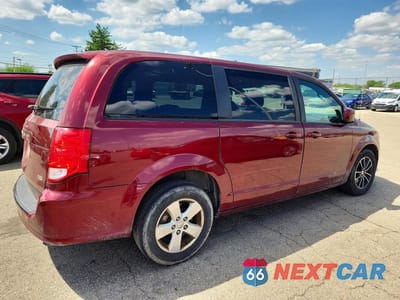 Trzecie zdjęcie samochodu z tyłu: 2018 DODGE GRAND CARAVAN SE VIN:2C4RDGBGXJR198964 - miniatura