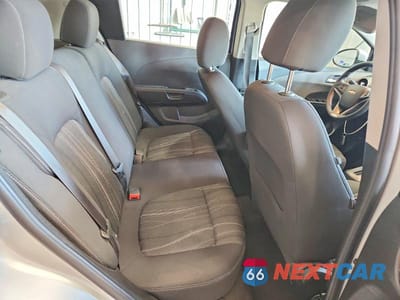 Zdjęcie 10 z 12 samochodu: 2015 CHEVROLET SONIC LT VIN:1G1JC6SG1F4210092 - miniatura