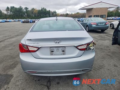 Zdjęcie 6 z 12 samochodu: 2012 HYUNDAI SONATA GLS VIN:5NPEB4AC9CH311823 - miniatura