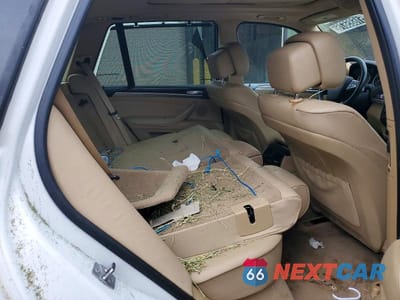 Zdjęcie 11 z 13 samochodu: 2013 BMW X5 XDRIVE35I VIN:5UXZV4C58D0B05349 - miniatura