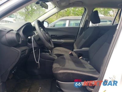 Zdjęcie 7 z 11 samochodu: 2025 NISSAN KICKS PLAY S VIN:3N1CP5BV7SL493411 - miniatura