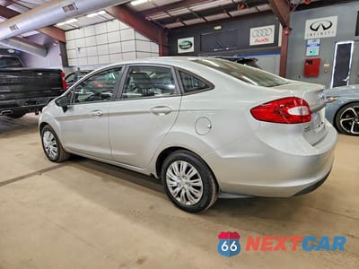 Drugie zdjęcie samochodu z przodu: 2013 FORD FIESTA S VIN:3FADP4AJ7DM148943 - miniatura