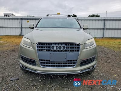 Piąte zdjęcie samochodu w środku: 2007 AUDI Q7 4.2 QUATTRO PREMIUM VIN:WA1BV74L27D073925 - miniatura