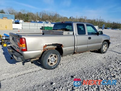 Trzecie zdjęcie samochodu z tyłu: 2000 CHEVROLET SILVERADO C1500 VIN:2GCEC19T2Y1370883 - miniatura