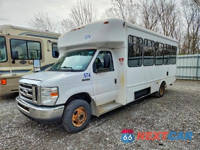 Drugie zdjęcie samochodu z przodu: 2017 FORD ECONOLINE E450 SUPER DUTY CUTAWAY VAN VIN:1FDFE4FS1HDC27645 - miniatura