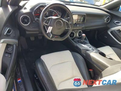 Zdjęcie 8 z 11 samochodu: 2016 CHEVROLET CAMARO SS VIN:1G1FG1R77G0190054 - miniatura