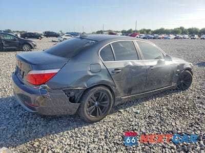 Trzecie zdjęcie samochodu z tyłu: 2010 BMW 528 I VIN:WBANU5C51AC442233 - miniatura