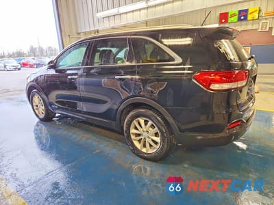 Drugie zdjęcie samochodu z przodu: 2017 KIA SORENTO LX V6 VIN:5XYPGDA54HG210473 - miniatura