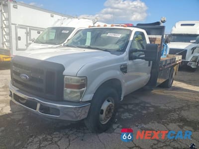 2008 FORD F350 SUPER DUTY FLATBED TRUCK 1FDWF36558EC54147 - główne zdjęcie licytacji z USA - miniatura