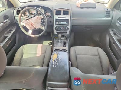 Zdjęcie 8 z 12 samochodu: 2009 DODGE CHARGER SXT VIN:2B3KA33V39H540208 - miniatura