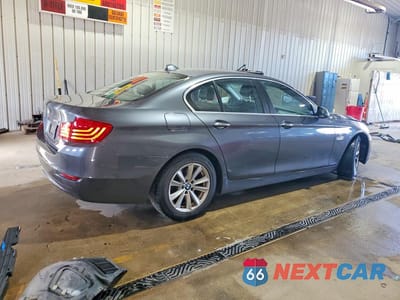 Trzecie zdjęcie samochodu z tyłu: 2016 BMW 528 XI VIN:WBA5A7C51GG146716 - miniatura