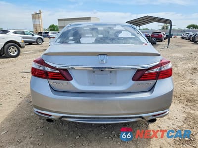 Zdjęcie 6 z 12 samochodu: 2017 HONDA ACCORD SPORT VIN:1HGCR2F54HA232819 - miniatura