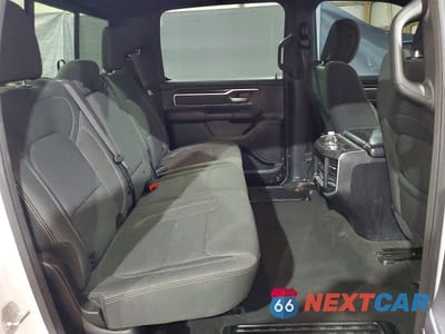 Zdjęcie 10 z 12 samochodu: 2023 RAM 1500 BIG HORN VIN:1C6SRFFT8PN582193 - miniatura
