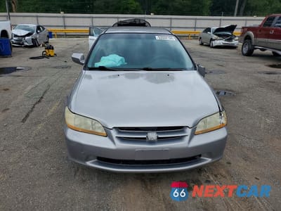 Piąte zdjęcie samochodu w środku: 1999 HONDA ACCORD LX VIN:1HGCG564XXA071017 - miniatura