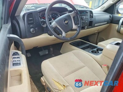 Zdjęcie 7 z 10 samochodu: 2008 CHEVROLET SILVERADO K1500 VIN:2GCEK19J081214939 - miniatura