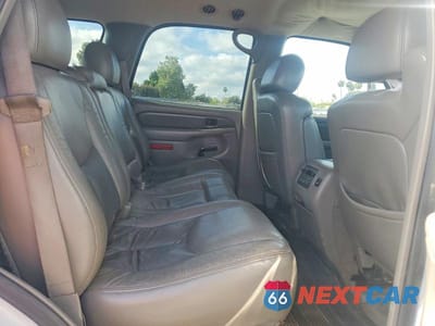 Zdjęcie 11 z 13 samochodu: 2004 GMC YUKON DENALI VIN:1GKEK63U34J177891 - miniatura