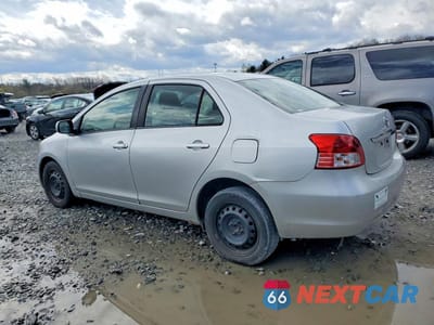 Drugie zdjęcie samochodu z przodu: 2012 TOYOTA YARIS FLEET VIN:JTDBT4K39C1420014 - miniatura
