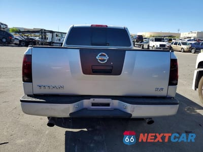 Zdjęcie 6 z 11 samochodu: 2005 NISSAN TITAN XE VIN:1N6AA06A05N502452 - miniatura