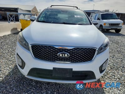 Piąte zdjęcie samochodu w środku: 2016 KIA SORENTO SX V6 VIN:5XYPKDA56GG135840 - miniatura