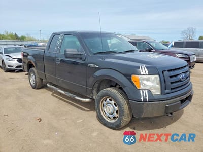 Czwarte zdjęcie samochodu z boku: 2012 FORD F150 SUPER CAB VIN:1FTEX1EM3CFB96729 - miniatura