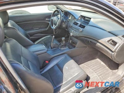 Zdjęcie 8 z 12 samochodu: 2009 HONDA ACCORD VIN:1HGCS11399A015904 - miniatura