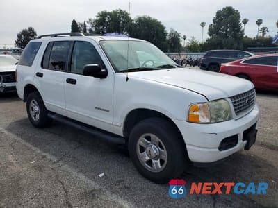 Czwarte zdjęcie samochodu z boku: 2004 FORD EXPLORER XLT VIN:1FMZU63K54ZA58923 - miniatura