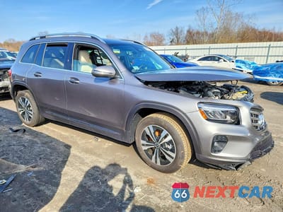 Czwarte zdjęcie samochodu z boku: 2026 MERCEDES-BENZ GLB 250 4MATIC VIN:W1N4M4HB9TW437749 - miniatura