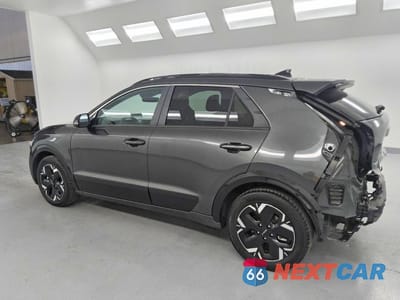 Drugie zdjęcie samochodu z przodu: 2024 KIA NIRO EV WIND VIN:KNDCR3L19R5103961 - miniatura