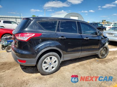 Trzecie zdjęcie samochodu z tyłu: 2013 FORD ESCAPE S VIN:1FMCU0F75DUB59113 - miniatura