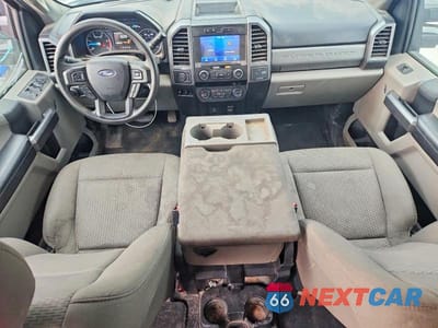 Zdjęcie 8 z 13 samochodu: 2021 FORD F350 SUPER DUTY VIN:1FT8W3DT0MED43195 - miniatura