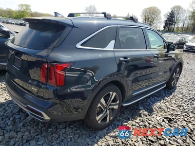 Trzecie zdjęcie samochodu z tyłu: 2023 KIA SORENTO EX VIN:KNDRHDLG8P5130413 - miniatura