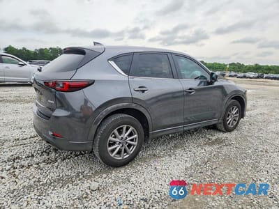 Trzecie zdjęcie samochodu z tyłu: 2024 MAZDA CX-5 PREFERRED VIN:JM3KFBCL8R0397051 - miniatura