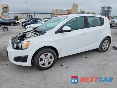2016 CHEVROLET SONIC LS 1G1JA6SH2G4170640 - główne zdjęcie licytacji z USA - miniatura
