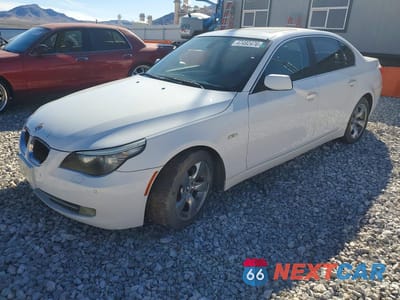 2008 BMW 528 I WBANU53568CT16914 - główne zdjęcie licytacji z USA - miniatura