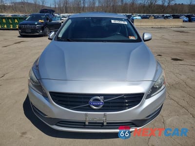 Piąte zdjęcie samochodu w środku: 2015 VOLVO S60 PREMIER VIN:YV1612TK4F2334846 - miniatura